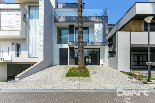 Imagem Casa com 3 Quartos à Venda, 224 m² em Uberaba - Curitiba