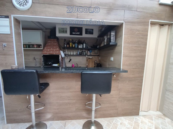 Imagem Casa com 3 Quartos à Venda, 180 m²