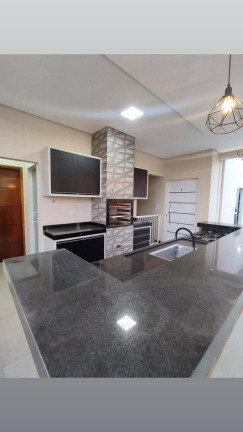 Imagem Casa com 3 Quartos à Venda, 300 m² em Recanto Do Lago - São João Da Boa Vista Imagem Casa com 3 Quartos à Venda, 300 m² em Recanto Do Lago - São João Da Boa Vista