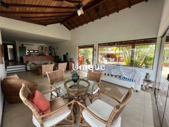 Imagem Casa com 5 Quartos à Venda, 300 m² em Ferradura - Armação Dos Búzios Imagem Casa com 5 Quartos à Venda, 300 m² em Ferradura - Armação Dos Búzios
