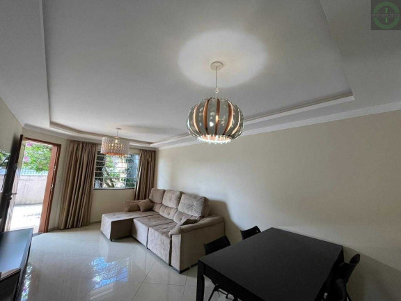 Imagem Sobrado com 3 Quartos à Venda, 12.845 m² em Ronda - Ponta Grossa