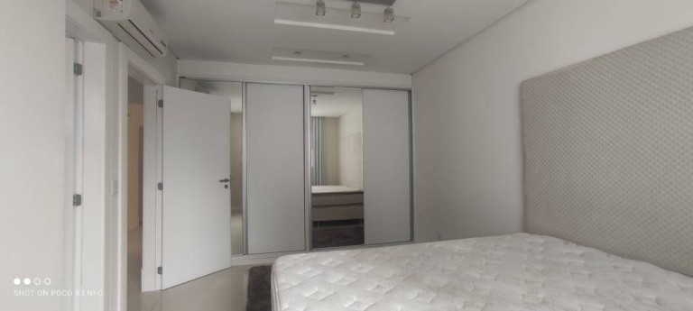 Imagem Apartamento com 3 Quartos para Alugar, 136 m² em Centro - Balneário Camboriú Imagem Apartamento com 3 Quartos para Alugar, 136 m² em Centro - Balneário Camboriú