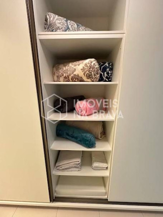 Imagem Apartamento com 4 Quartos para Temporada, 135 m² em Centro - Balneário Camboriú Imagem Apartamento com 4 Quartos para Temporada, 135 m² em Centro - Balneário Camboriú