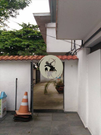 Imagem Casa com 4 Quartos à Venda, 380 m² em Gonzaga - Santos Imagem Casa com 4 Quartos à Venda, 380 m² em Gonzaga - Santos