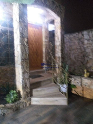 Imagem Sobrado com 3 Quartos à Venda, 315 m² em Vila Galvão - Guarulhos Imagem Sobrado com 3 Quartos à Venda, 315 m² em Vila Galvão - Guarulhos
