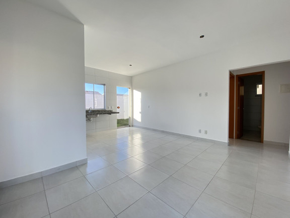 Imagem Casa de Condomínio com 3 Quartos à Venda, 75 m² em Jardim Guanabara Ii - Goiânia