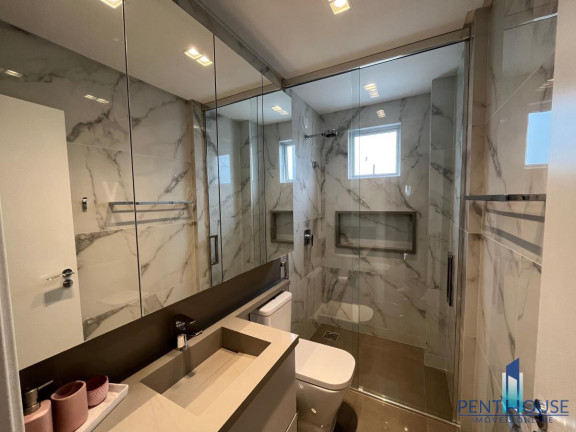 Imagem Apartamento com 3 Quartos à Venda, 190 m² em Pioneiros - Balneário Camboriú