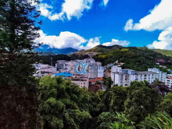 Imagem Casa com 7 Quartos à Venda, 420 m² em Centro - Petrópolis