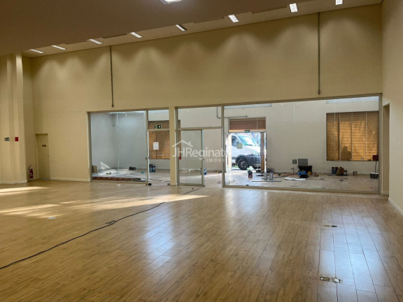 Imóvel à Venda, 900 m² em Wanel Ville - Sorocaba