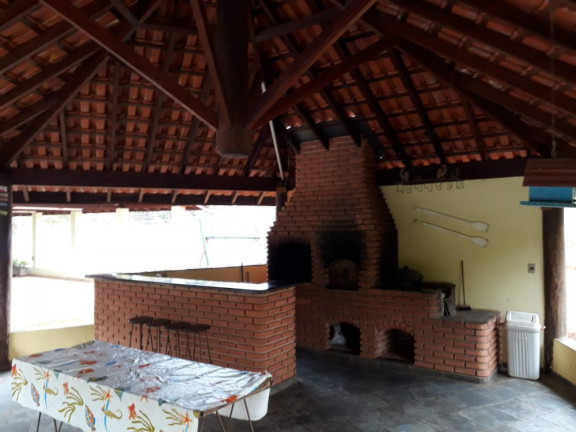 Imagem Imóvel com 3 Quartos à Venda, 5.000 m² em Recanto Maricel - Bauru