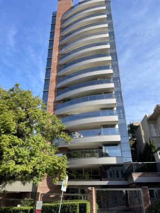 Imagem Apartamento com 3 Quartos à Venda, 330 m² em Moinhos De Vento - Porto Alegre