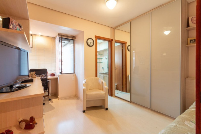 Imagem Cobertura com 4 Quartos à Venda, 330 m² em Petrópolis - Porto Alegre