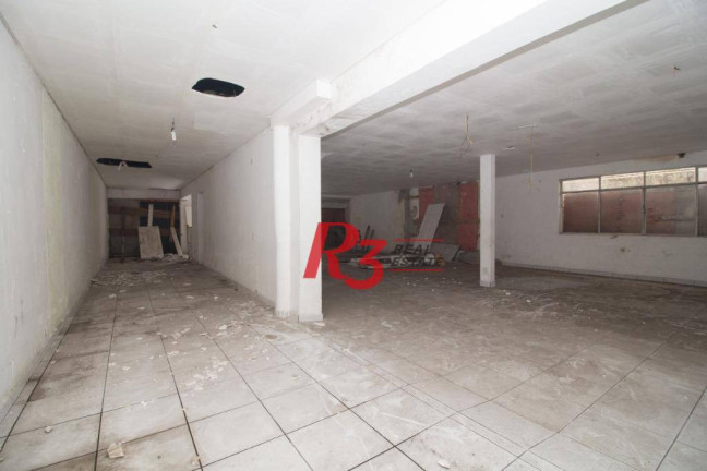Sobrado para Alugar, 667 m² em Vila Matias - Santos