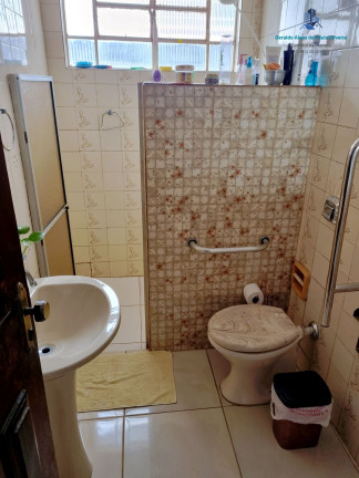Imagem Casa com 2 Quartos à Venda, 229 m² em Setor Leste Universitário - Goiânia