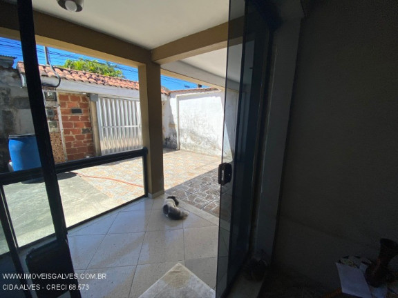 Imagem Sobrado com 2 Quartos à Venda,  em Saracuruna - Duque De Caxias