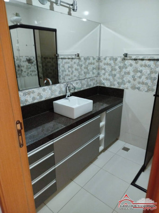 Imagem Apartamento com 2 Quartos para Alugar, 62 m² em Centro - Jacareí