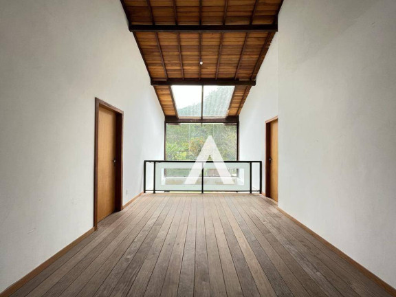 Imagem Casa com 3 Quartos à Venda, 380 m² em Albuquerque - Teresópolis Imagem Casa com 3 Quartos à Venda, 380 m² em Albuquerque - Teresópolis