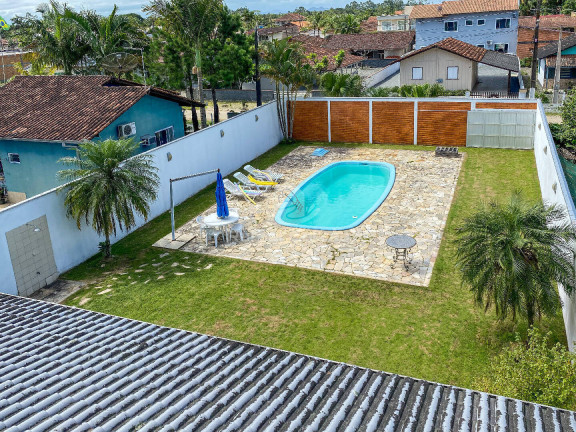 Imagem Casa à Venda, 360 m² em Pinheiros - Balneário Barra Do Sul Imagem Casa à Venda, 360 m² em Pinheiros - Balneário Barra Do Sul