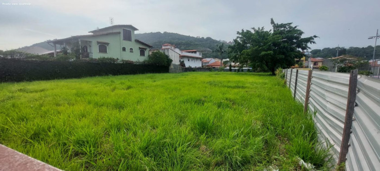 Imagem Terreno à Venda, 180 m² em Piratininga - Niterói Imagem Terreno à Venda, 180 m² em Piratininga - Niterói