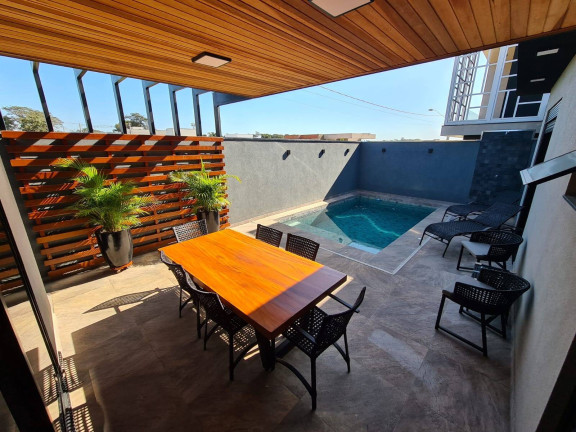 Imagem Casa com 3 Quartos à Venda, 350 m² em Bauru Imagem Casa com 3 Quartos à Venda, 350 m² em Bauru