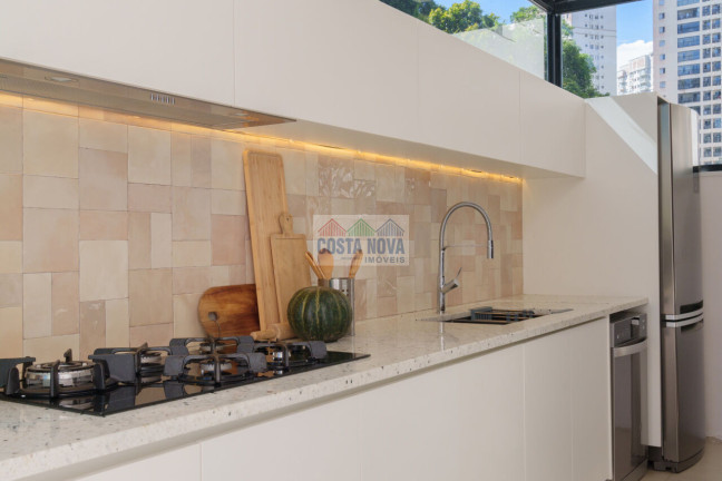 Imagem Apartamento com 2 Quartos à Venda, 96 m² em Marapé - Santos