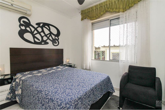 Imagem Imóvel com 2 Quartos à Venda, 52 m² em Vila Nova - Porto Alegre