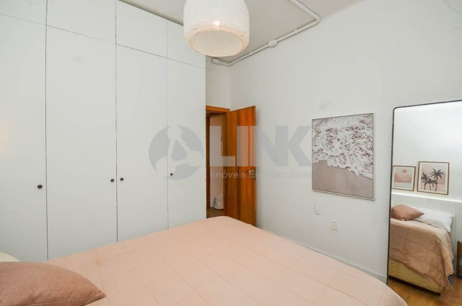 Imagem Apartamento com 2 Quartos à Venda, 80 m² em Cidade Baixa - Porto Alegre Imagem Apartamento com 2 Quartos à Venda, 80 m² em Cidade Baixa - Porto Alegre