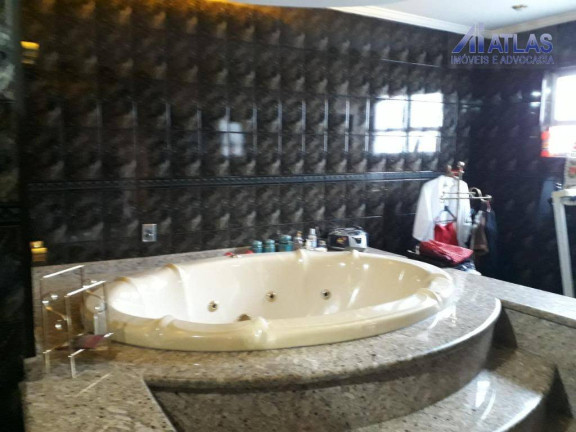Imagem Casa com 3 Quartos à Venda, 478 m² em Vila Maria Baixa - São Paulo