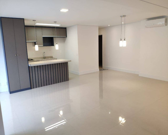 Imagem Apartamento com 3 Quartos à Venda, 110 m² em Alphaville Empresarial - Barueri Imagem Apartamento com 3 Quartos à Venda, 110 m² em Alphaville Empresarial - Barueri
