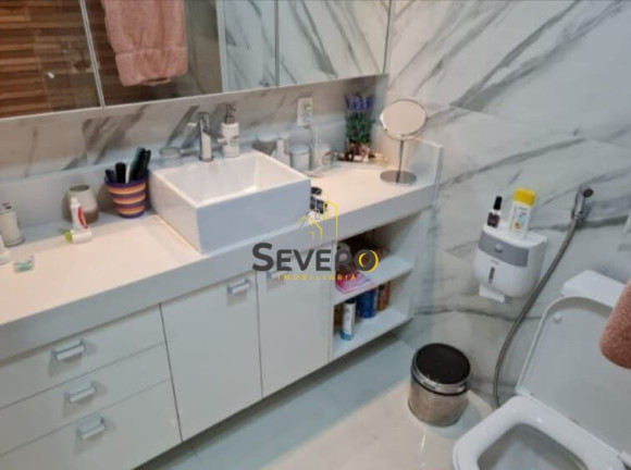 Imagem Apartamento com 3 Quartos à Venda, 140 m² em Icaraí - Niterói Imagem Apartamento com 3 Quartos à Venda, 140 m² em Icaraí - Niterói