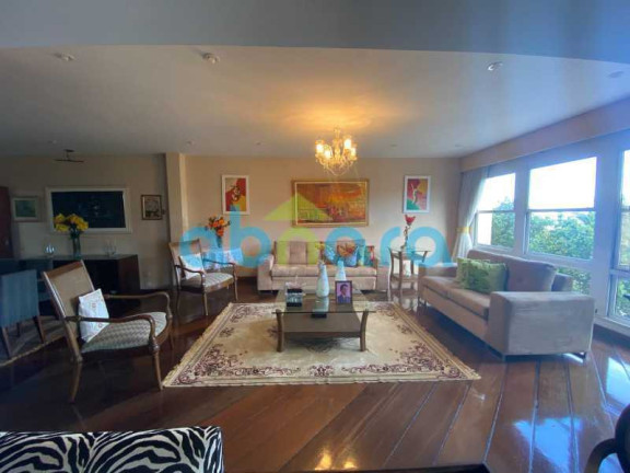 Imagem Apartamento com 3 Quartos à Venda, 160 m² em Copacabana - Rio De Janeiro Imagem Apartamento com 3 Quartos à Venda, 160 m² em Copacabana - Rio De Janeiro