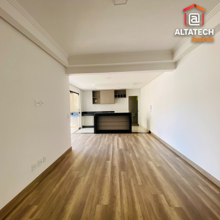 Imagem Imóvel com 3 Quartos à Venda, 135 m² em Jardim Elvira Dias - Poços De Caldas