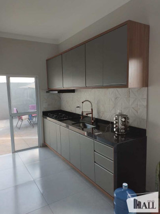 Casa com 3 Quartos à Venda, 105 m² em Centro - Bady Bassitt