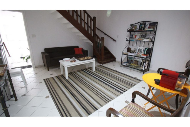 Imagem Casa com 3 Quartos à Venda, em Jardim Paulista - São Paulo Imagem Casa com 3 Quartos à Venda, em Jardim Paulista - São Paulo