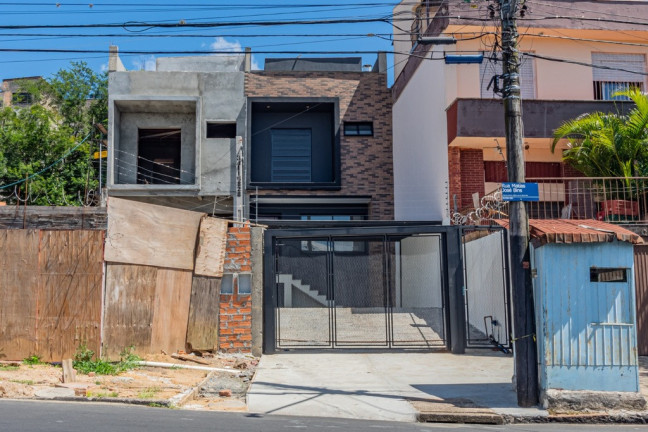 Imagem Casa com 3 Quartos à Venda,  em Chácara Das Pedras - Porto Alegre