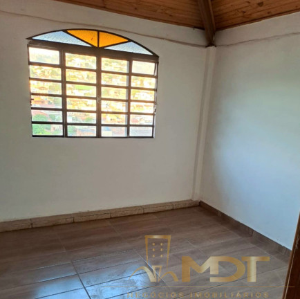 Imagem Sobrado com 7 Quartos à Venda, 549 m² em Jardim Dos Comerciários (venda Nova) - Belo Horizonte