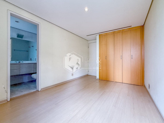 Imagem Apartamento com 4 Quartos à Venda, 277 m² em Jardim Londrina - São Paulo