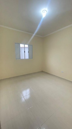 Imagem Casa com 2 Quartos à Venda, 63 m² em Itaguai - Mongaguá