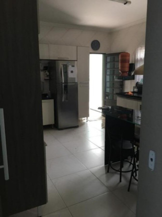 Imagem Sobrado com 3 Quartos à Venda, 200 m² em Parque Maria Helena - Suzano Imagem Sobrado com 3 Quartos à Venda, 200 m² em Parque Maria Helena - Suzano