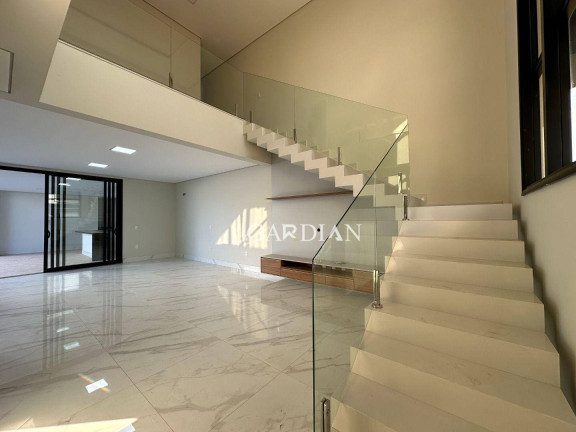 Imagem Sobrado com 3 Quartos à Venda, 330 m² em Jardim Residencial Dona Lucilla - Indaiatuba Imagem Sobrado com 3 Quartos à Venda, 330 m² em Jardim Residencial Dona Lucilla - Indaiatuba