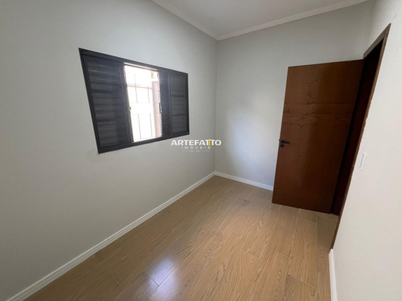 Imagem Casa com 3 Quartos à Venda, 200 m²