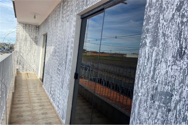 Imagem Casa com 3 Quartos para Alugar, 140 m² em Jardim Avenida - Salto De Pirapora