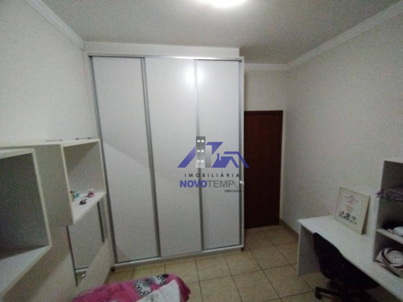 Imagem Casa com 3 Quartos à Venda, 249 m² em Aeroporto - Araçatuba