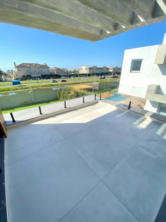 Imagem Casa à Venda, 536 m² em Marina - Xangri-lá Imagem Casa à Venda, 536 m² em Marina - Xangri-lá