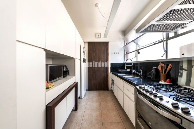 Imagem Apartamento com 3 Quartos à Venda, 240 m² em Consolação - São Paulo Imagem Apartamento com 3 Quartos à Venda, 240 m² em Consolação - São Paulo