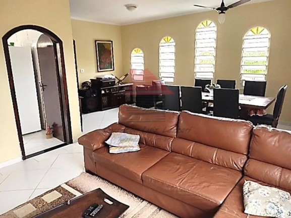 Imagem Casa com 4 Quartos à Venda, 192 m² em Cidade Nova Peruíbe - Peruíbe