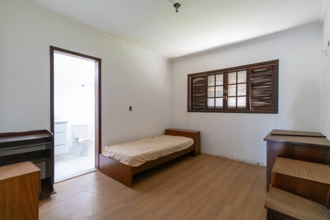 Imagem Casa com 6 Quartos à Venda, 450 m² em Guarapiranga - São Paulo Imagem Casa com 6 Quartos à Venda, 450 m² em Guarapiranga - São Paulo