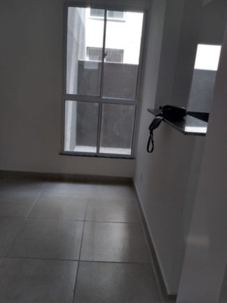 Imagem Imóvel com 2 Quartos à Venda, 45 m² em Coqueiral - Contagem