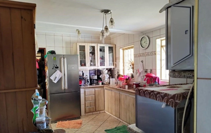 Imagem Casa com 4 Quartos à Venda, 317 m² em Jardim Maristela - Atibaia Imagem Casa com 4 Quartos à Venda, 317 m² em Jardim Maristela - Atibaia