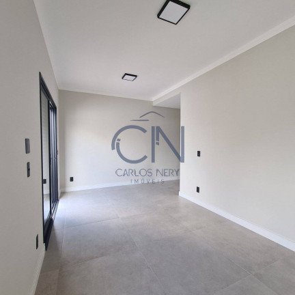 Imagem Casa com 3 Quartos à Venda, 280 m² em Piracangaguá - Taubaté
